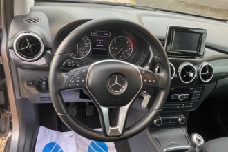 MERCEDES-BENZ B 180 CDI