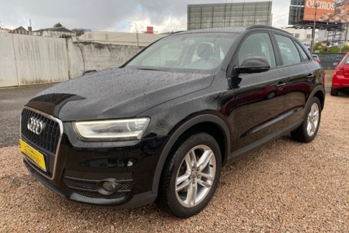 AUDI Q3 2.0 TDI 140 CV AMBITION