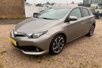 TOYOTA AURIS 1.8 Hybrid Design Edition