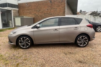 TOYOTA AURIS 1.8 Hybrid Design Edition