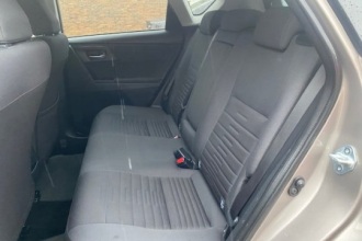 TOYOTA AURIS 1.8 Hybrid Design Edition