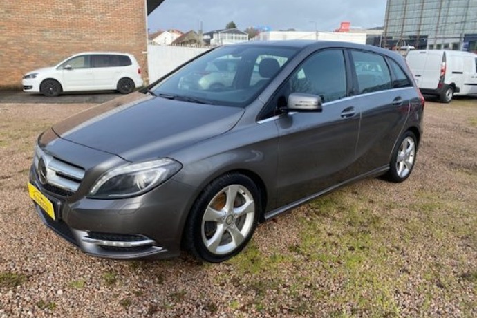 MERCEDES-BENZ B 180 CDI