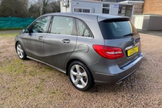 MERCEDES-BENZ B 180 CDI