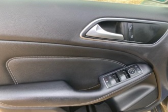 MERCEDES-BENZ B 180 CDI