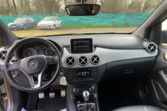 MERCEDES-BENZ B 180 CDI